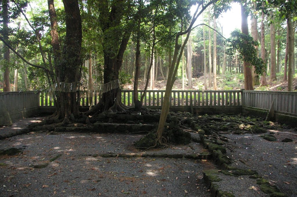 Yamamiya Sengen Shrine: The Former Sanctuary of Mount Fuji Worship 1 Yamamiya Sengen Shrine