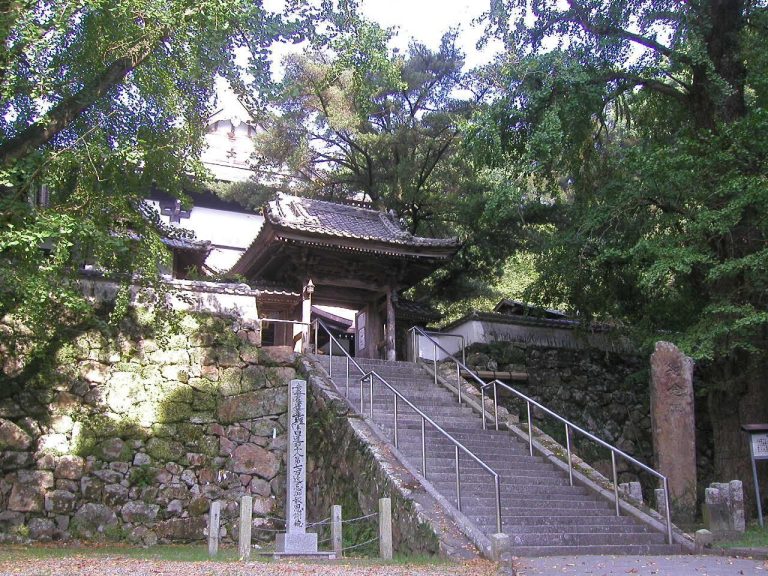 Hyūga Myōkoku-ji Temple: A Nichiren Buddhist Temple in Japan