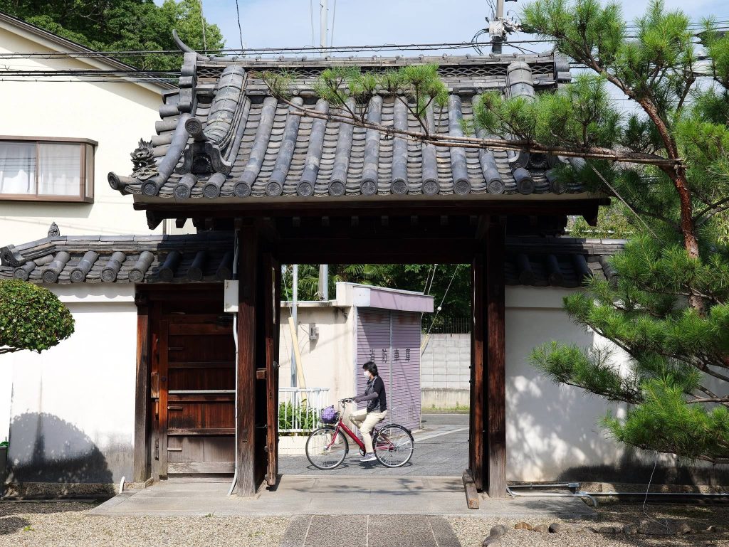 Dōmyō-ji: A Buddhist Nunnery in Fujiidera, Japan 3 Dōmyō-ji