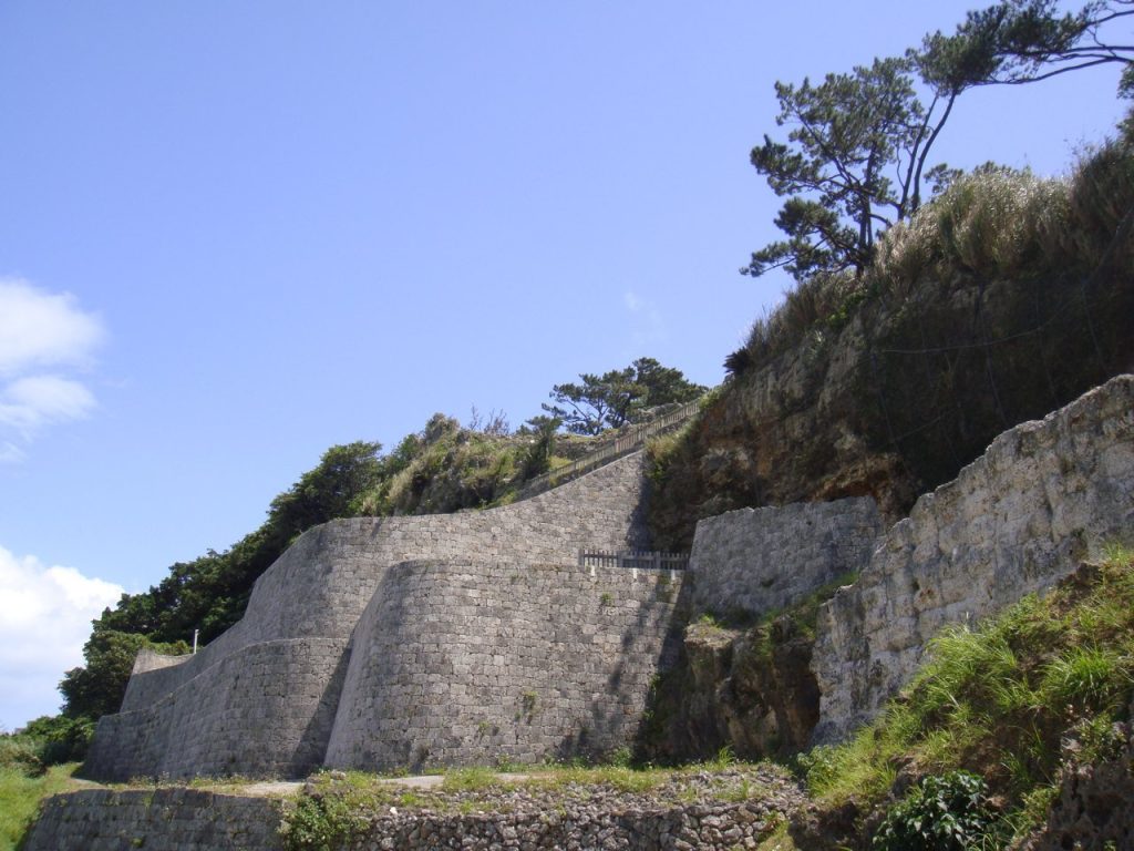 Urasoe yōdore: Royal Mausoleum of the Ryukyu Kingdom 3 Urasoe yōdore