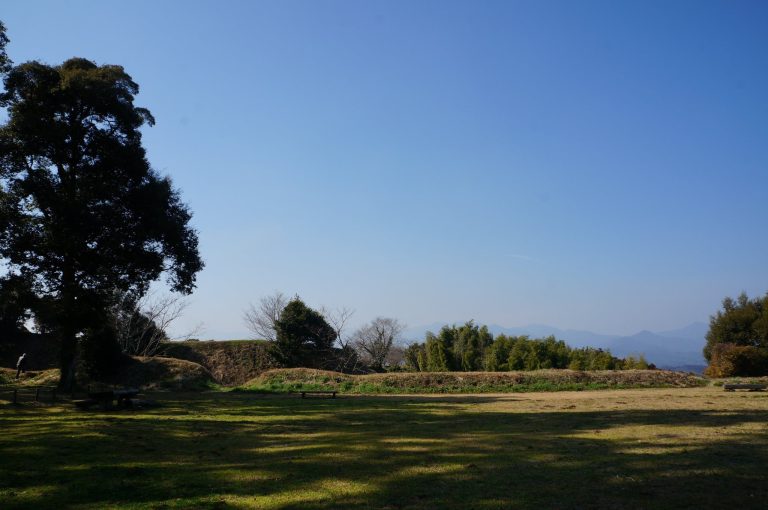 Tonokōri Castle: An Itō Clan Hill Fortress in Japan