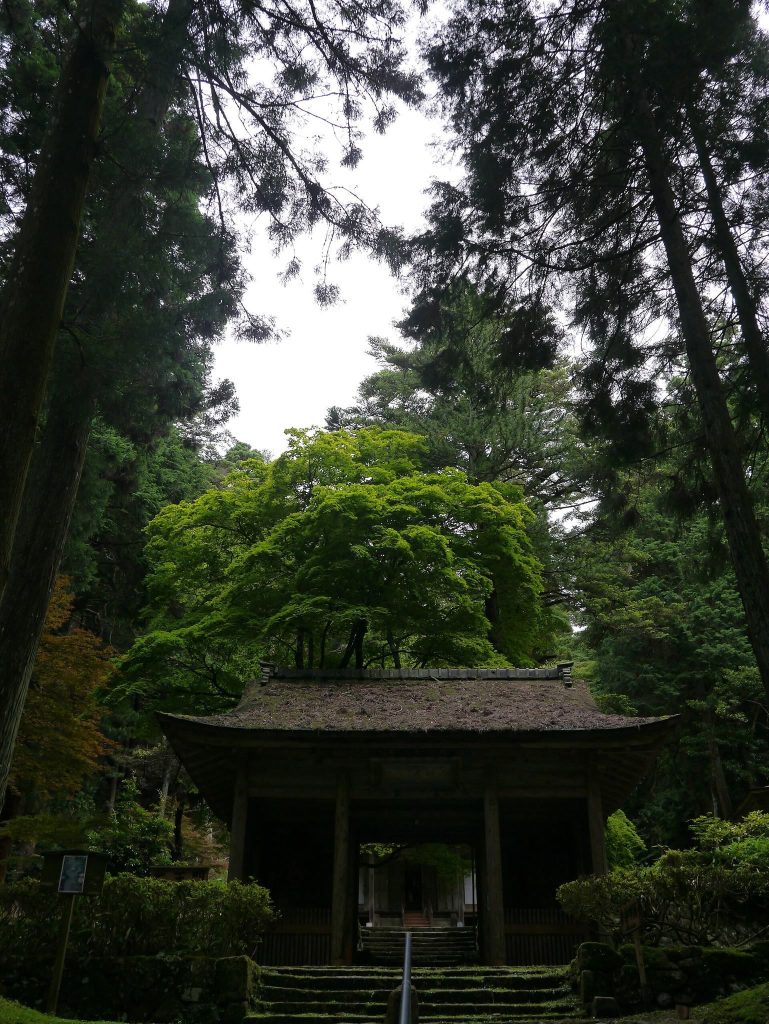 Konsho-ji Temple: A Historic Tendai Buddhist Center in Japan 2 Konsho-ji Temple