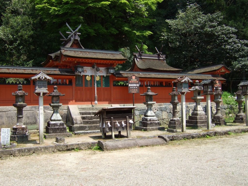 Uda Mikumari Shrine: A National Treasure Shinto Sanctuary in Japan 2 Uda Mikumari Shrine