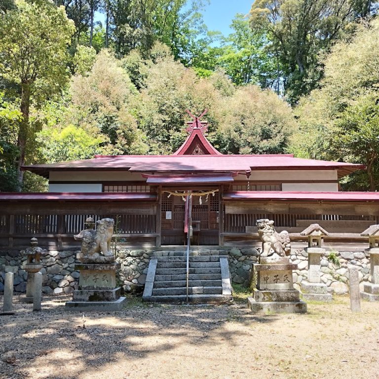 Kanko Shrine: A Historic Shikinaisha Shrine in Tondabayashi, Japan
