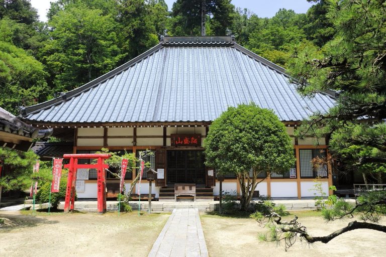 Koujaku-ji Temple: A Sōtō Zen Memorial Temple in Toyota, Japan