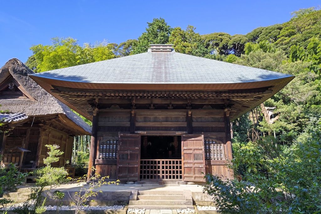 Jōraku-ji Temple: A Rinzai Buddhist Temple in Kamakura 1 Jōraku-ji Temple