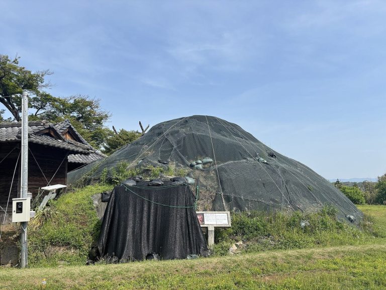 Kamao Kofun: A Decorated Kofun Burial Mound in Kumamoto