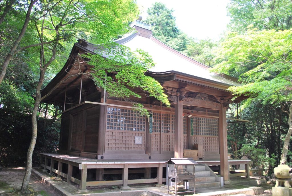 Jūbu-ji Temple: A Tendai Buddhist Temple in Takamatsu, Japan 1 Jūbu-ji Temple
