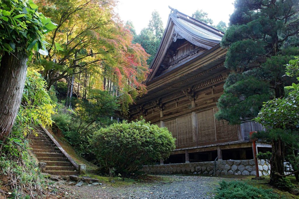 Mantoku-ji Temple: A Shingon Buddhist Temple and Historic Garden in Japan 2 Mantoku-ji Temple