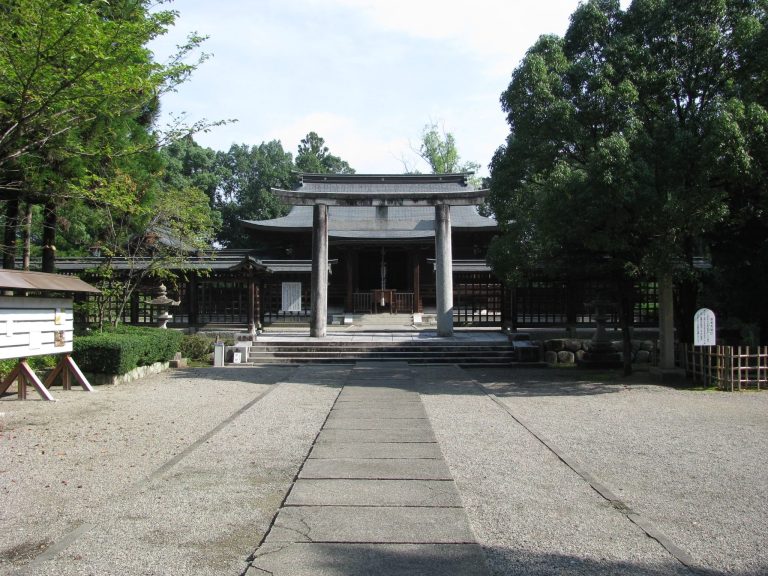 Sakura Shrine: A Shinto Shrine and Historic Site in Tsuyama, Japan