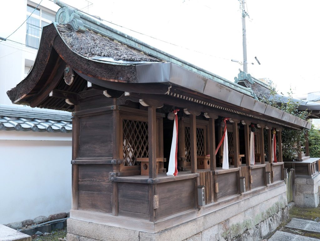 Shimogoryō Shrine: Kyoto’s Shrine of the Eight Goryō 4 Shimogoryō Shrine