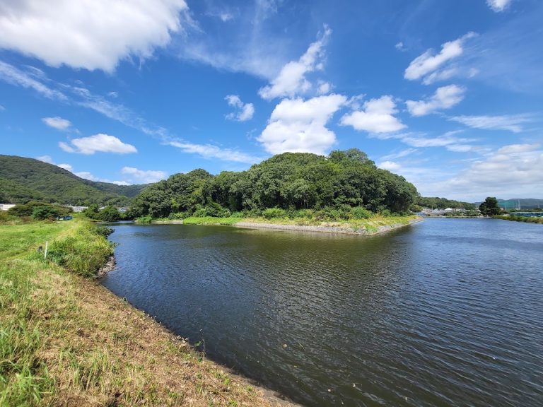 Ryōgūzan Kofun: A Major Keyhole-Shaped Burial Mound in Japan