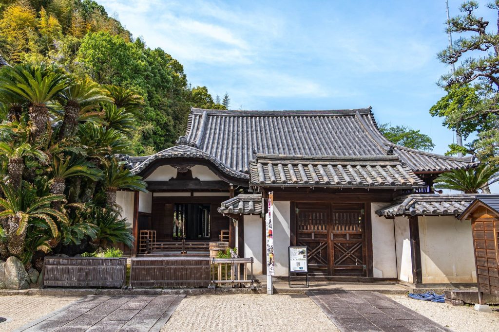Myōō-in Temple: A Shingon Buddhist Temple in Fukuyama, Japan 4 Myōō-in Temple