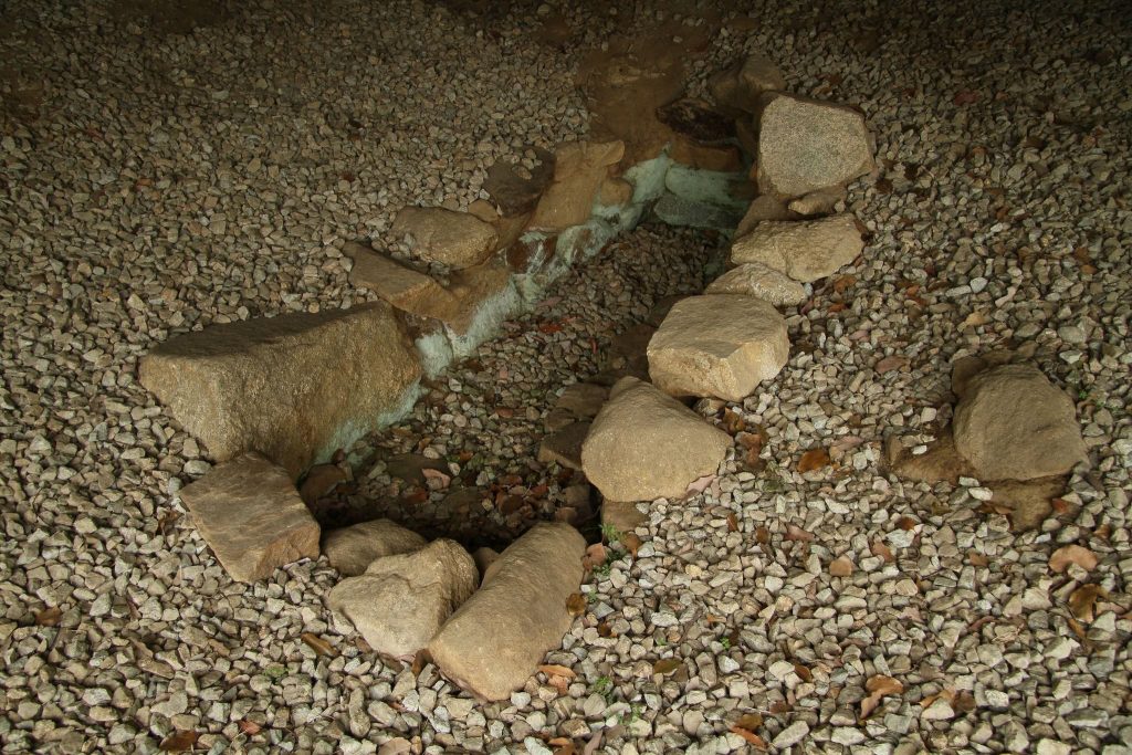 Ichisuka Kofun Cluster: A Kofun-Period Burial-Mound Group in Osaka, Japan 5 Ichisuka Kofun Cluster