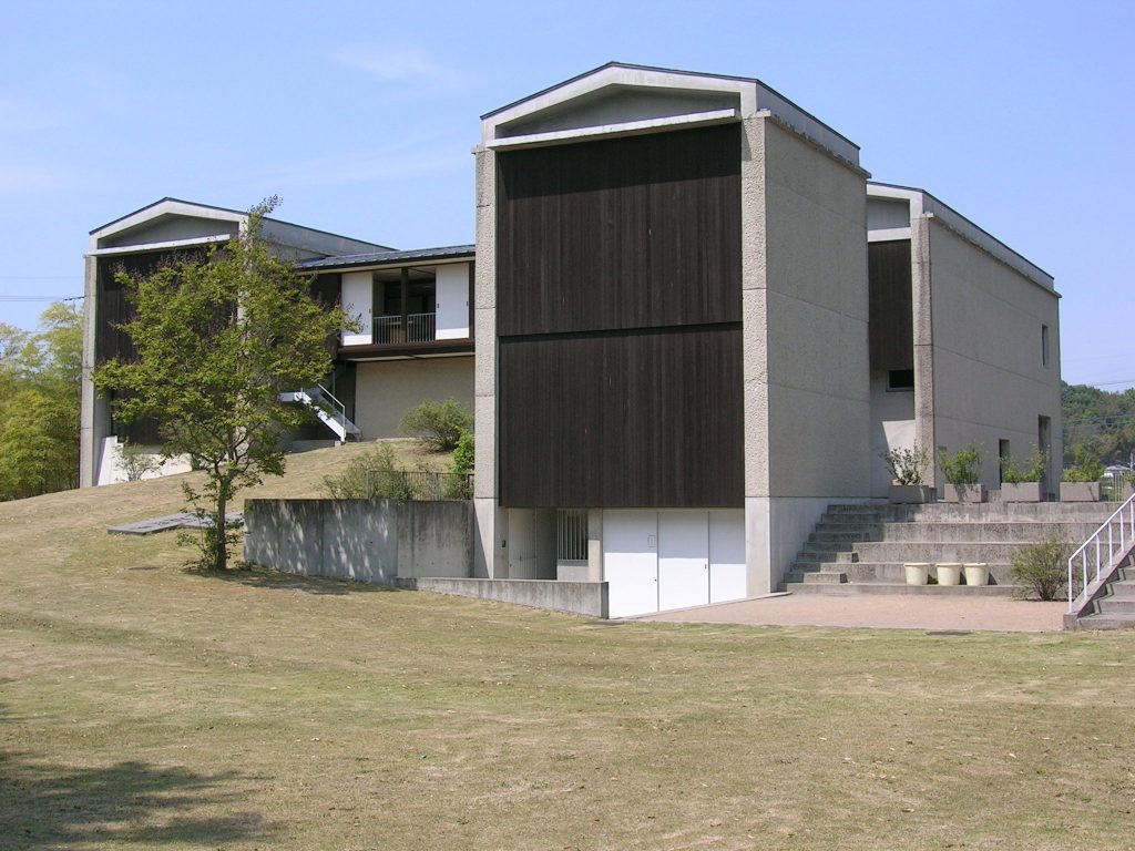 Tago Stele: An Eighth-Century Monument of Japanese County Administration 4 Tago Stele