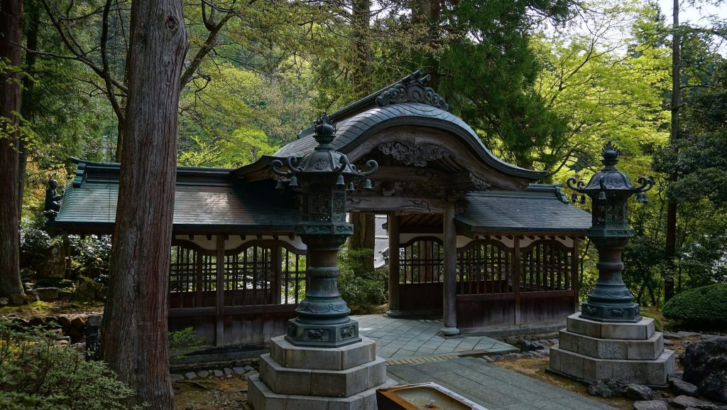 Eihei-ji Temple: A Principal Head Temple of Sōtō Zen Buddhism 4 Eihei-ji Temple