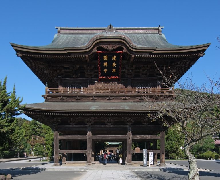 Kenchō-ji Temple: A Rinzai Zen Monastery in Kamakura