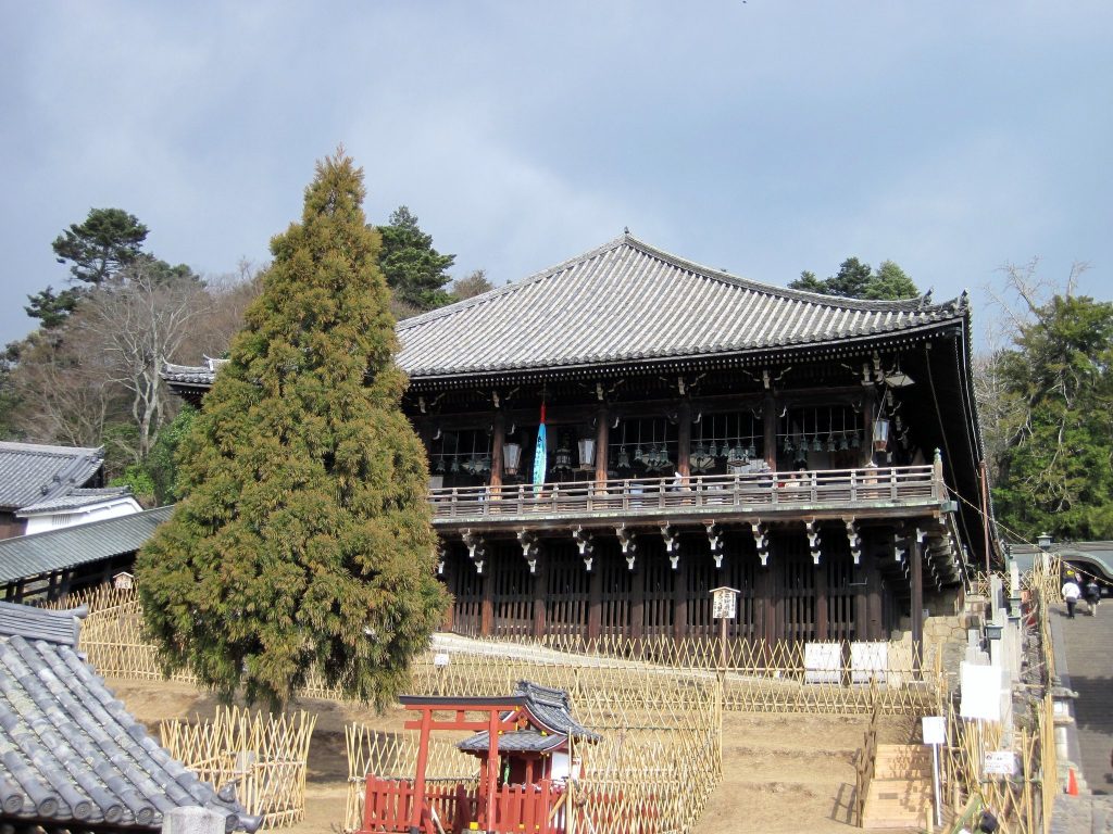 Nigatsu-dō: A Buddhist Ritual Hall at Tōdai-ji in Nara, Japan 4 Nigatsu-dō