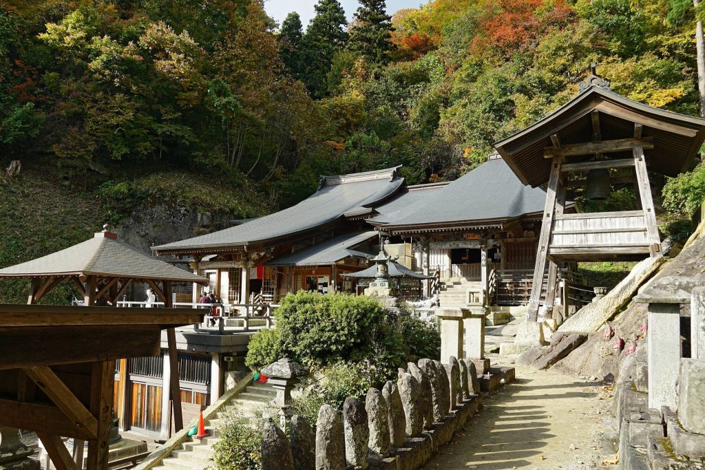 Yama-dera Temple: A Tendai Buddhist Mountain Temple in Japan 1 Yama-dera Temple