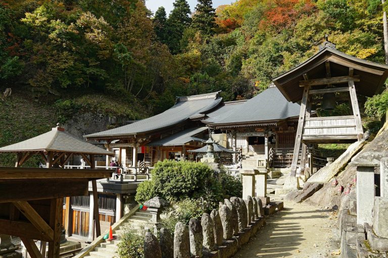 Yama-dera Temple: A Tendai Buddhist Mountain Temple in Japan