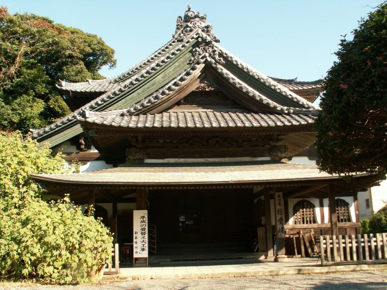 Ryūkō-ji Temple: A Nichiren Buddhist Sacred Site in Japan