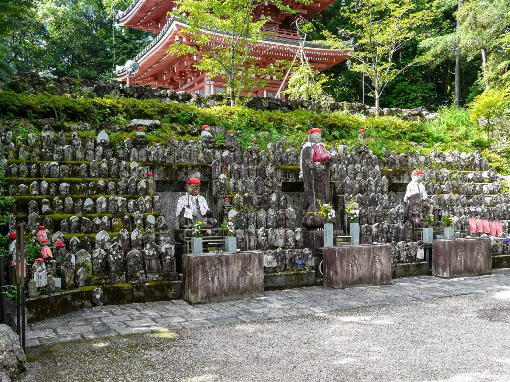 Chikurin-ji Temple: A Shingon Buddhist Temple on Mount Godai 3 Chikurin-ji Temple
