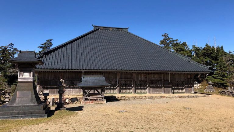 Ōminesan-ji Temple: A Shugendō Sanctuary on Mount Ōmine