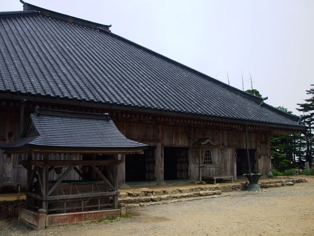 Ōminesan-ji Temple: A Shugendō Sanctuary on Mount Ōmine 3 Ōminesan-ji Temple