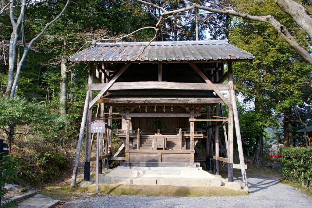 Nison-in Temple: A Tendai Buddhist Temple Complex in Kyoto 5 Nison-in Temple