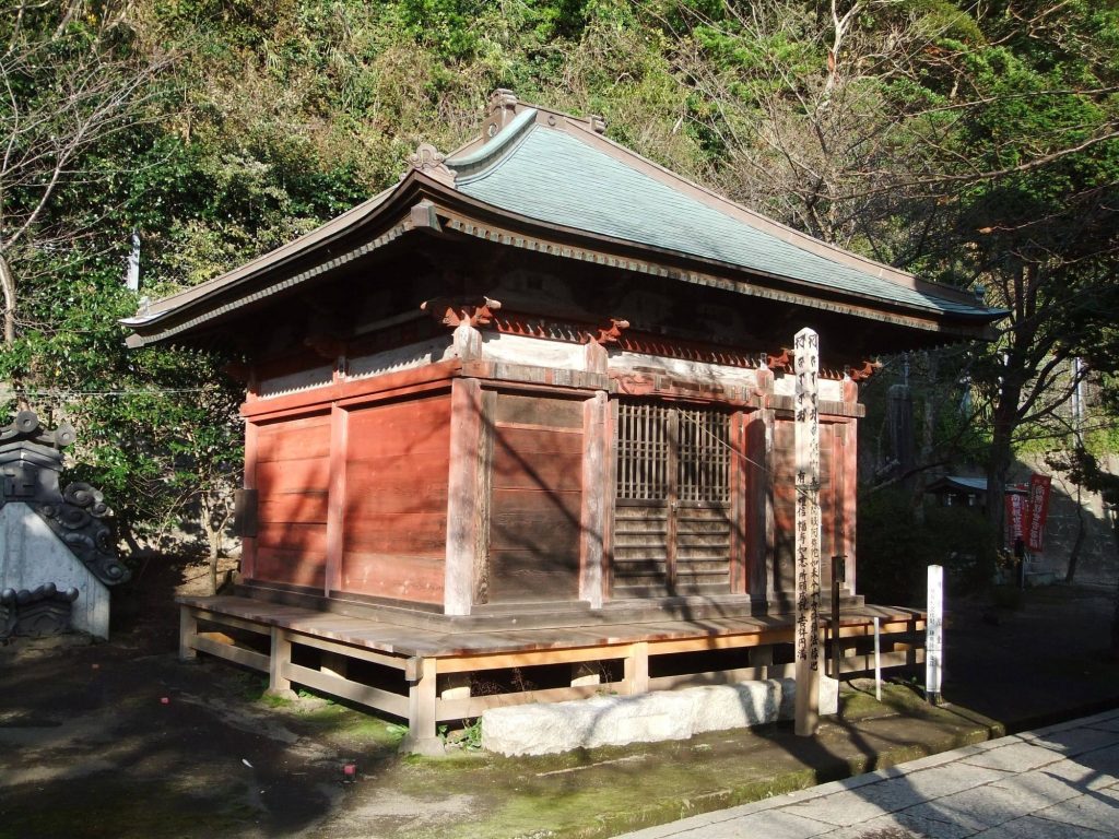 Nago-dera Temple: Buddhist Temple and Kannon Pilgrimage Site in Japan 3 Nago-dera Temple