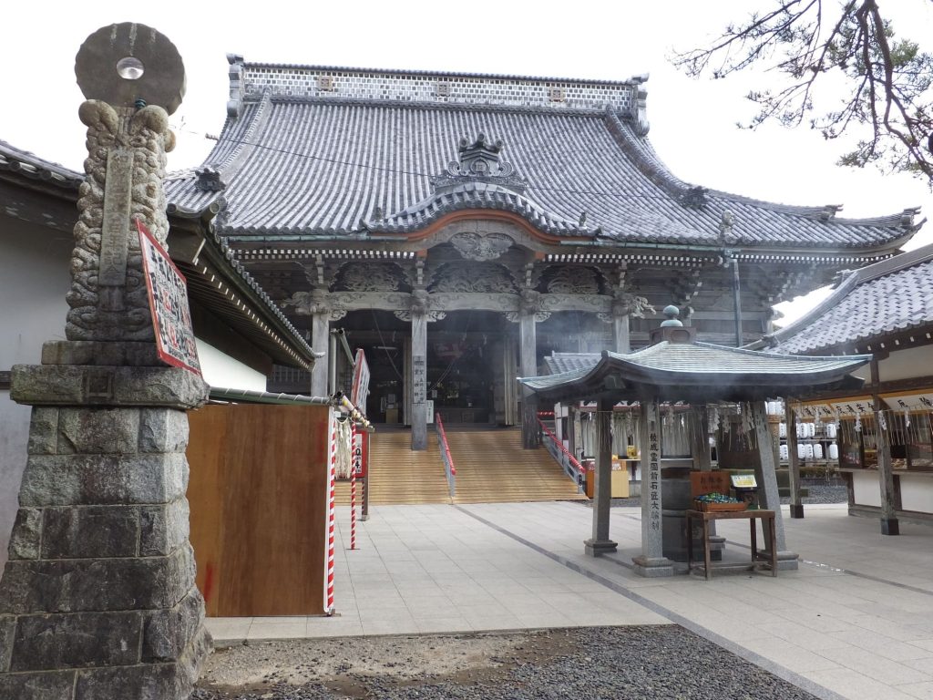 Tanjō-ji Temple: A Sacred Nichiren Buddhist Temple in Japan 2 Tanjō-ji Temple