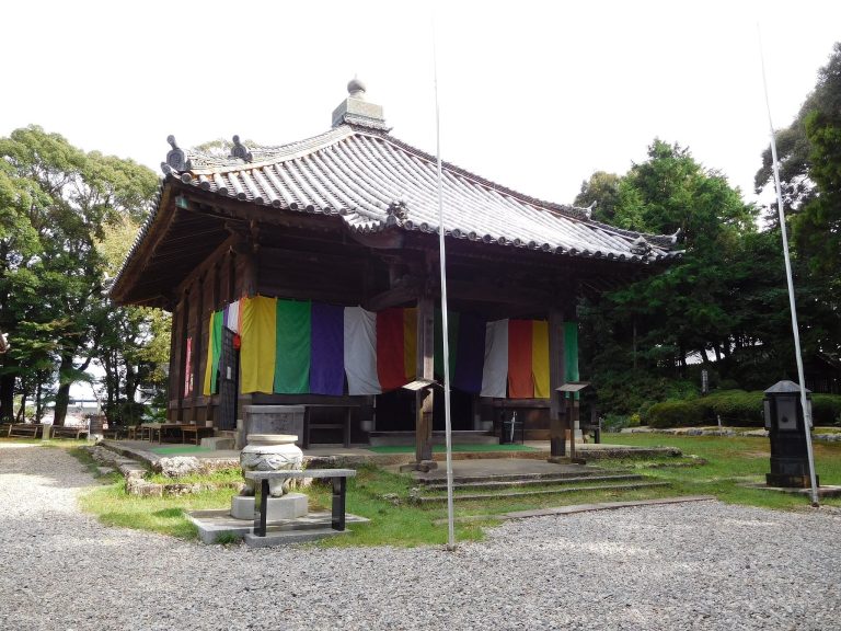 Matsuo Kannon-ji Temple: A Buddhist Temple for Protection from Misfortune