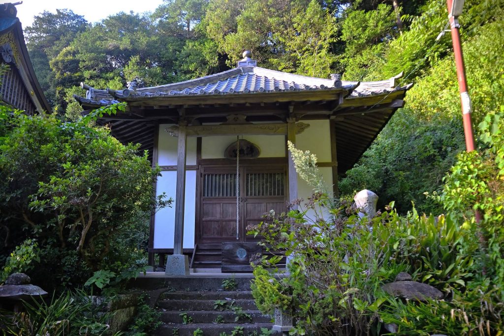 Shōmyō-ji Temple: A Jōdo Buddhist Temple in Kamakura 4 Shōmyō-ji Temple