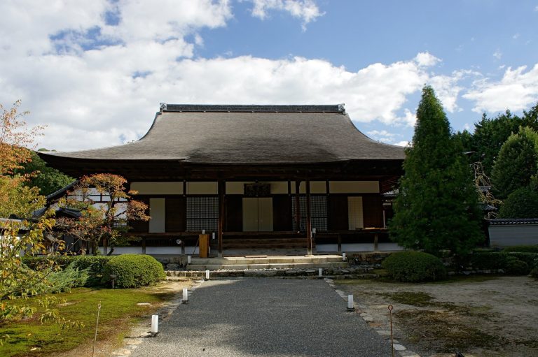 Unryū-in Temple: An Imperially Founded Buddhist Sub-temple in Kyoto