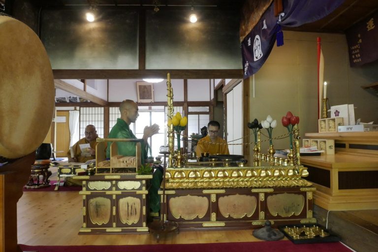 Mano-dera Temple: A Buddhist Temple and Pilgrimage Site in Japan