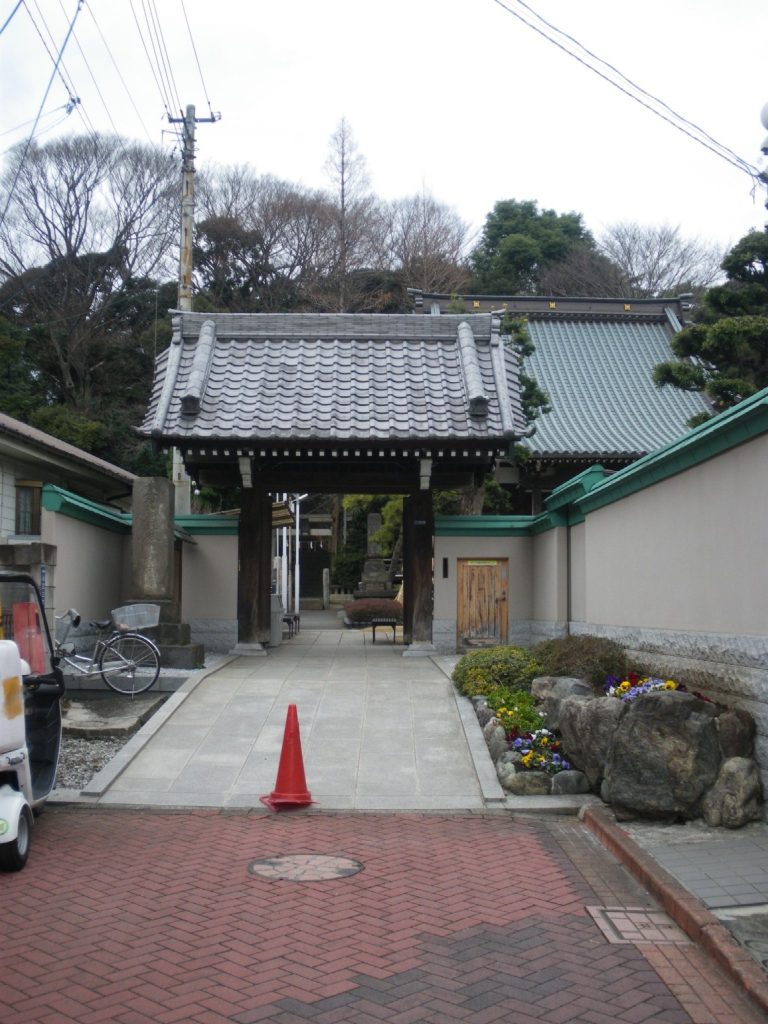 Zenkei-ji Temple: A Nichiren Buddhist Memorial Temple in Tokyo