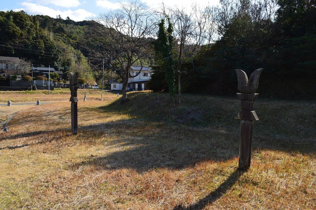 Kamatsuka Kofun: A Fifth-Century Elite Burial Mound in Japan 1 Kamatsuka Kofun