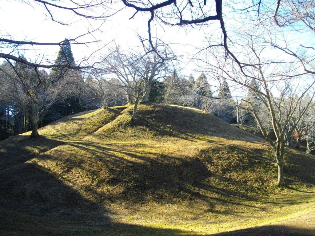 Shibayama Kofun Cluster: A Sixth-Century Burial-Mound Complex in Japan 1 Shibayama Kofun Cluster