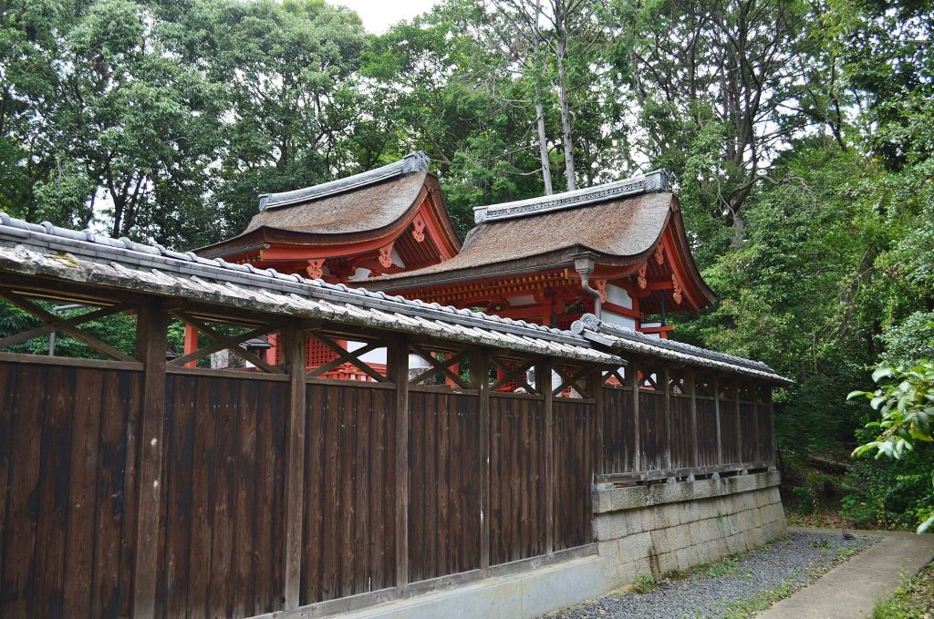 Katanoamatsukami-no-yashiro: A Shinto Shrine in Hirakata, Japan 2 Katanoamatsukami-no-yashiro