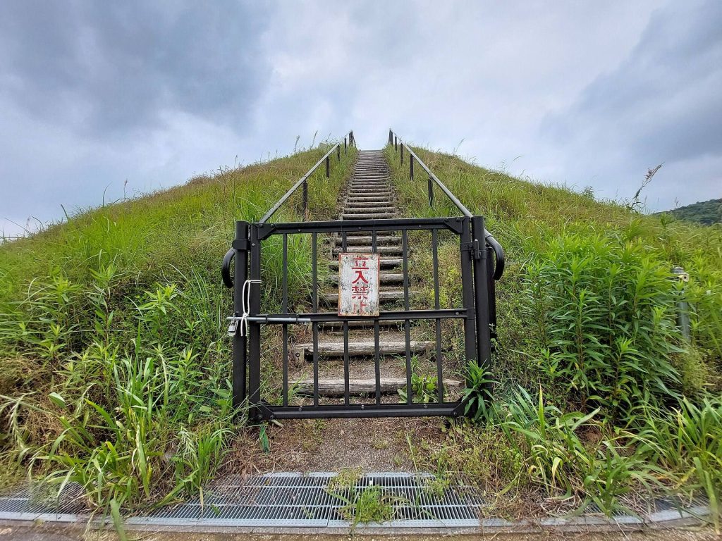Hasaike Kofun: A Sixth-Century Burial Mound in Japan 2 Hasaike Kofun