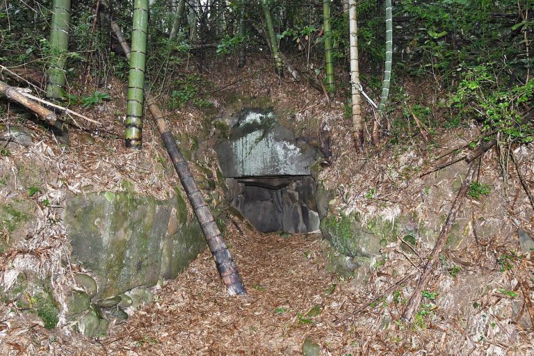 Chibatake Kofun: A Sixth-Century Keyhole-Shaped Burial Mound in Japan