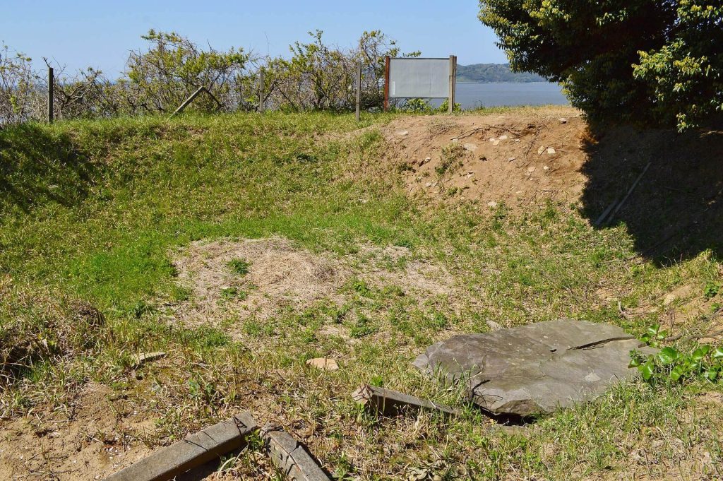 Kitayama Kofun: A Fifth-Century Keyhole Burial Mound in Japan 1 Kitayama Kofun