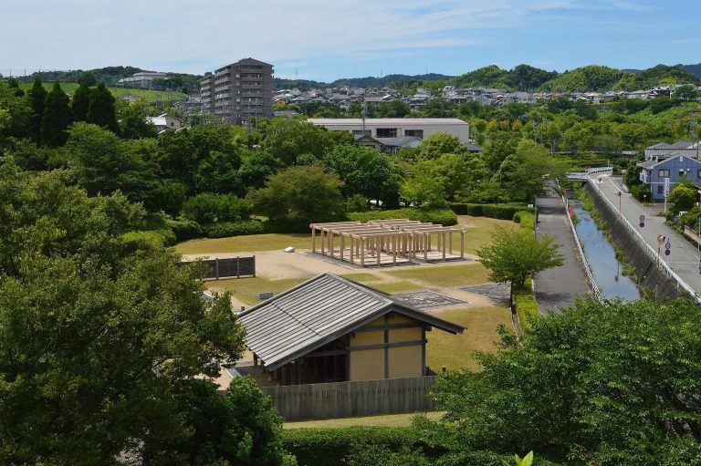 Shida Gunga Ruins: An Ancient District Administrative Complex in Japan