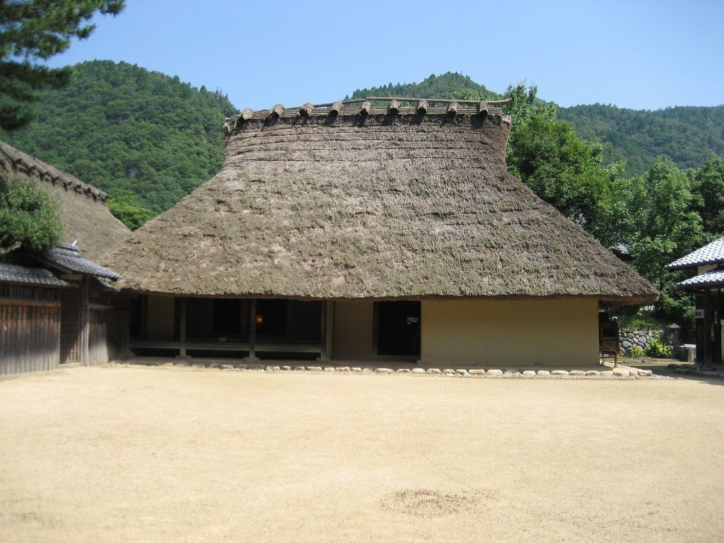 Hakogi House: A Traditional Residence in Japan 1 Hakogi House