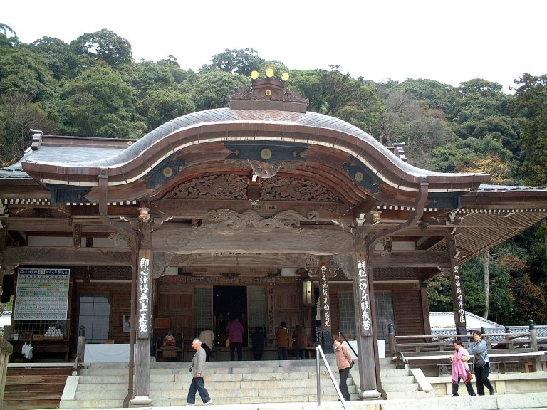 Ichibata-ji Temple: A Buddhist Center of Eye-Healing Worship in Japan