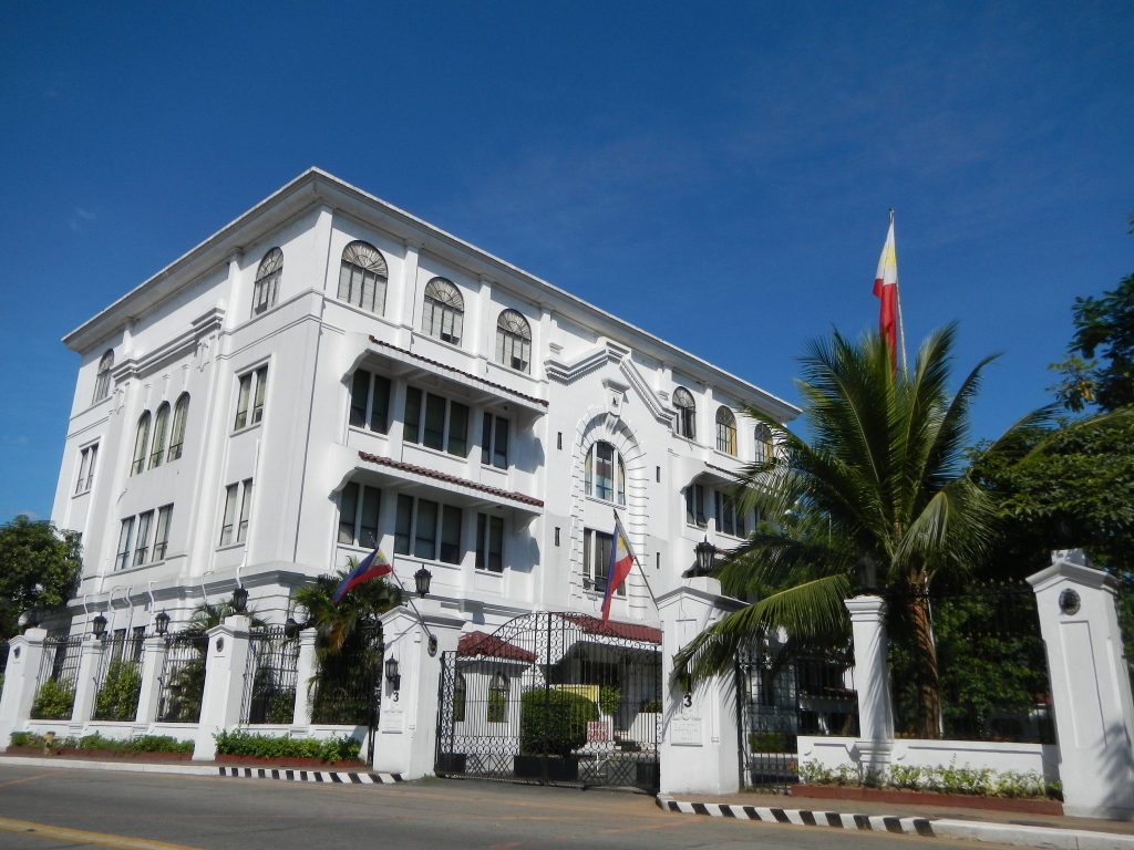 Malacañang Palace: Official Residence of the Philippine President 2 Malacañang Palace