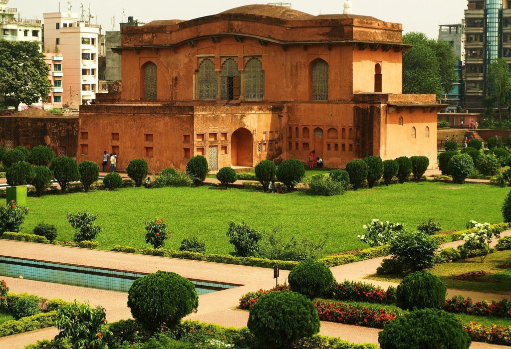 Lalbagh Fort: An Unfinished Mughal Fort in Dhaka 3 Lalbagh Fort