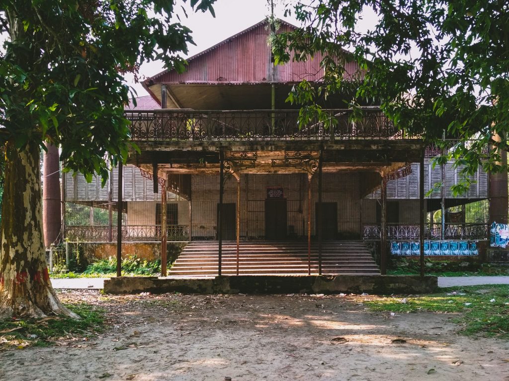 Alexander Castle: A Nineteenth-Century Palace and Garden House in Bangladesh 1 Alexander Castle