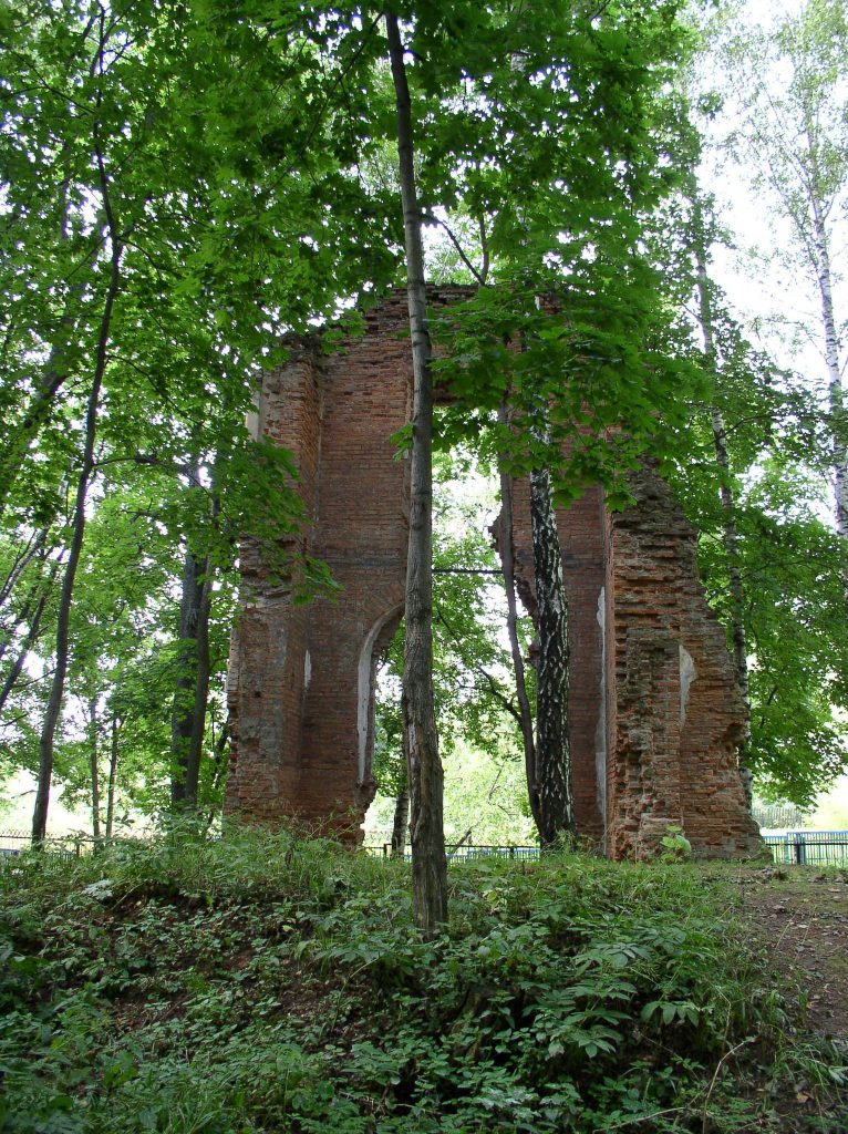 Tyškievič Palace in Lahojsk: A Belarusian Empire-Style Estate 1 Tyškievič Palace in Lahojsk