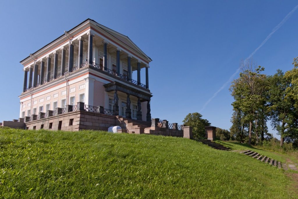 Belvedere, Peterhof: A Historicist Country Palace 1 Belvedere, Peterhof